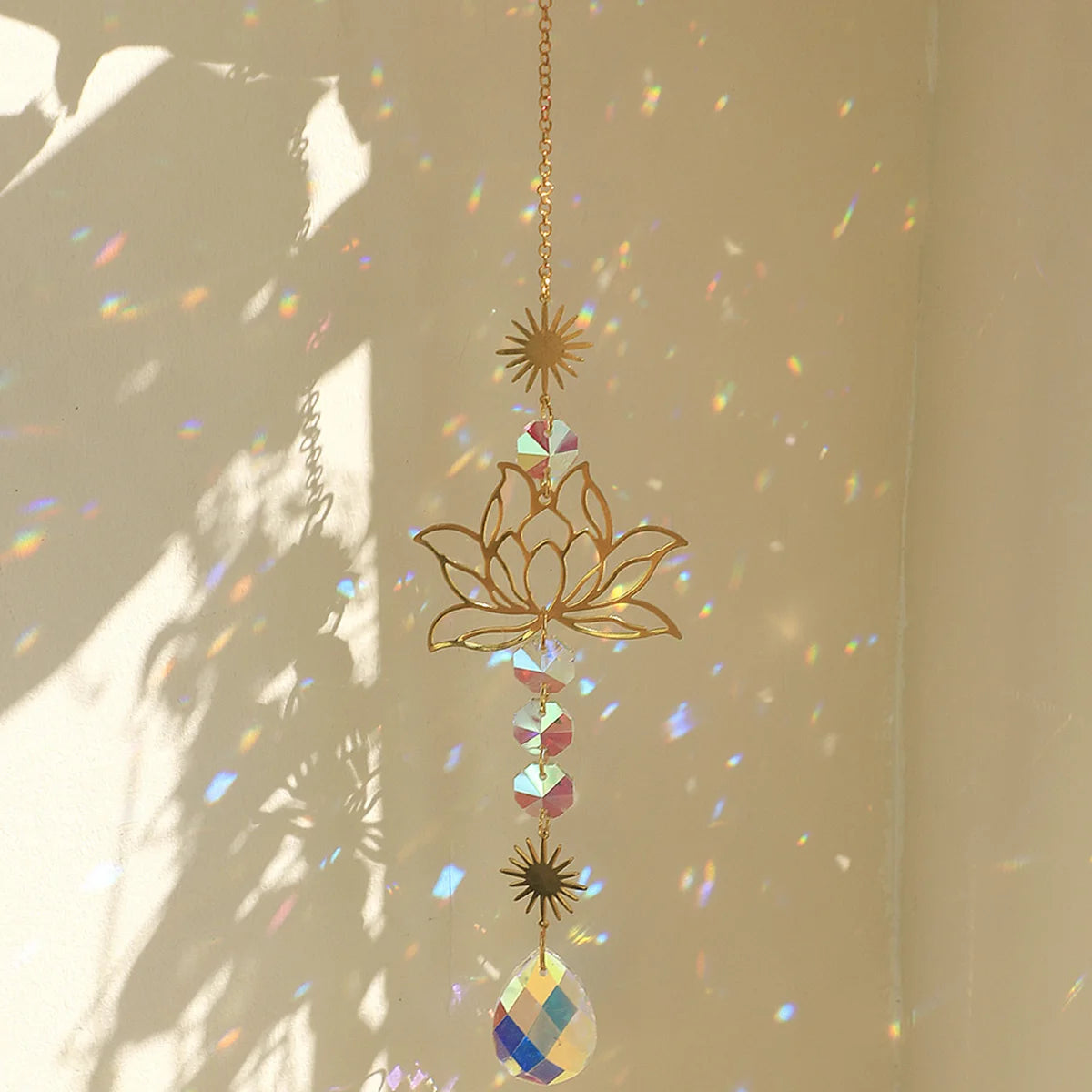 Lucky Pendant Miru World