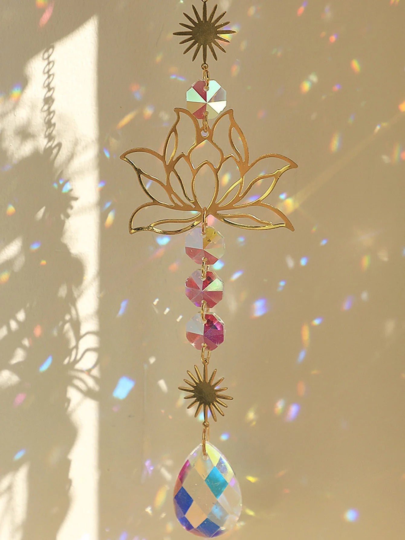 Lucky Pendant Miru World